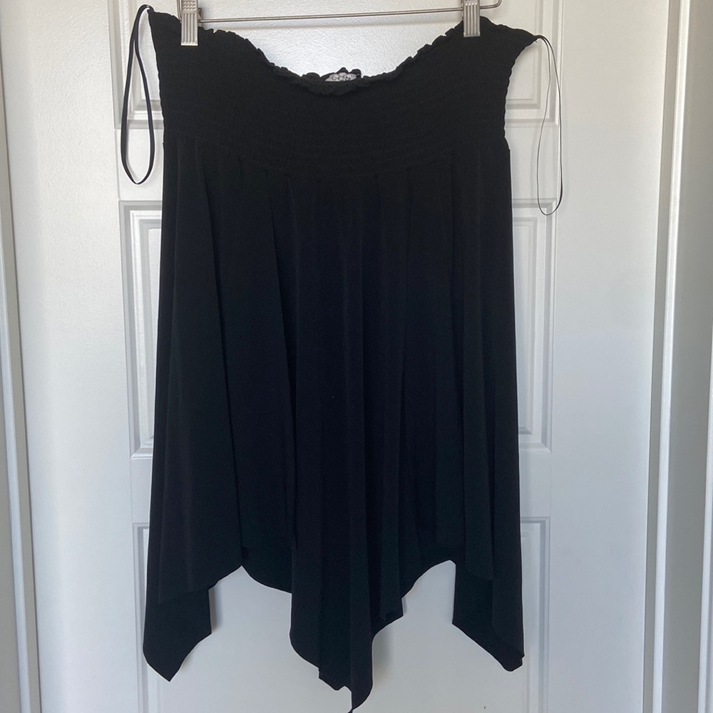 'Cache Asymmetrical Hem Flared Loose Fit Strapless Tunic Shirt.